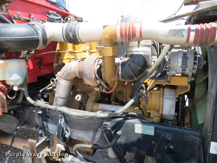 image for item DE6344 1997 Peterbilt 379 semi truck