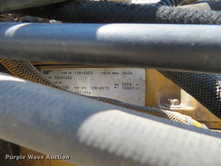 image for item DE6344 1997 Peterbilt 379 semi truck