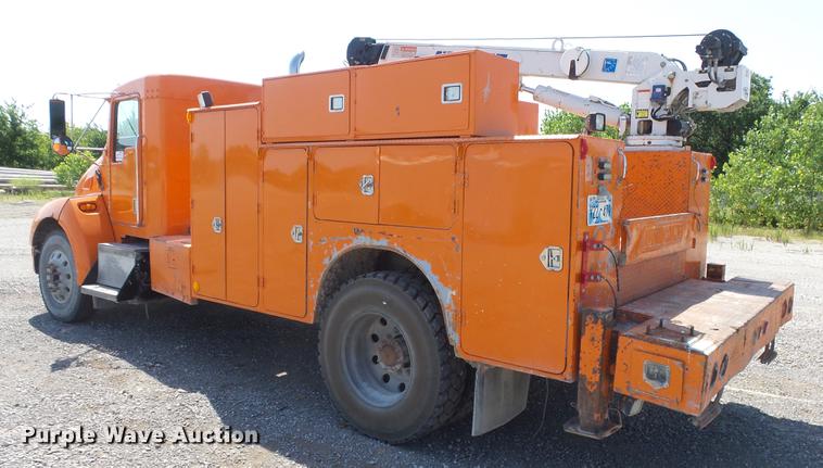 image for item DE7201 2002 Kenworth T300 service truck