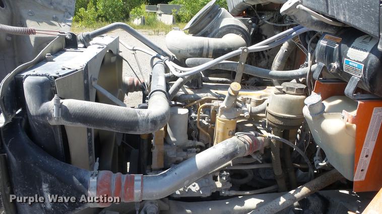 image for item DE7201 2002 Kenworth T300 service truck