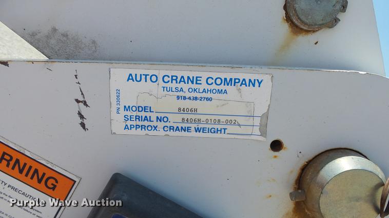 image for item DE7201 2002 Kenworth T300 service truck