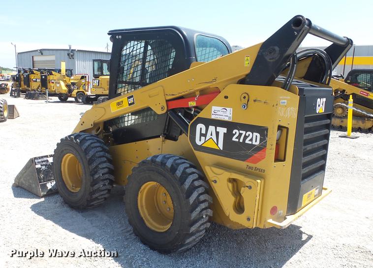 image for item DE7227 2014 Caterpillar 272D skid steer
