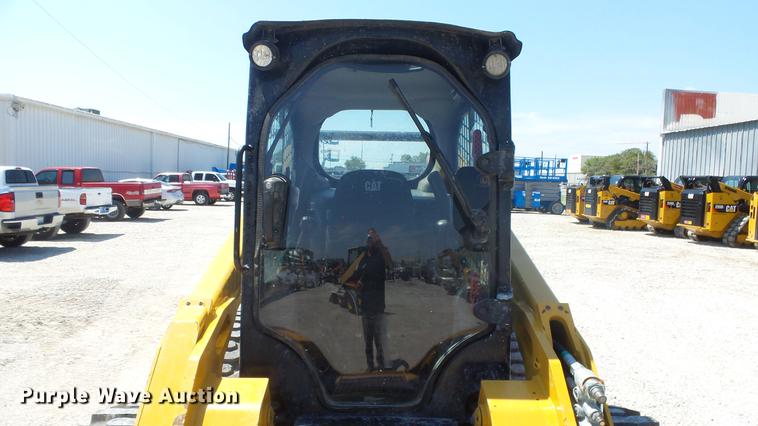 image for item DE7227 2014 Caterpillar 272D skid steer