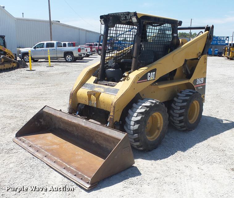 image for item DE7228 2005 Caterpillar 262B skid steer