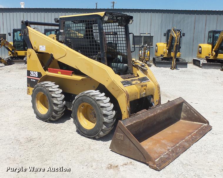 image for item DE7228 2005 Caterpillar 262B skid steer