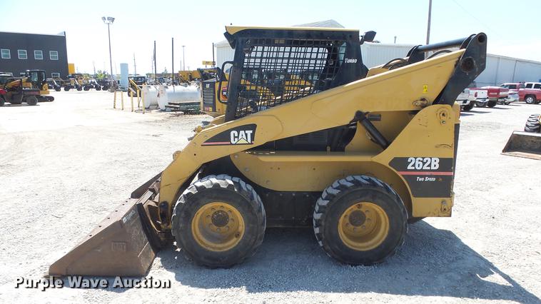 image for item DE7228 2005 Caterpillar 262B skid steer