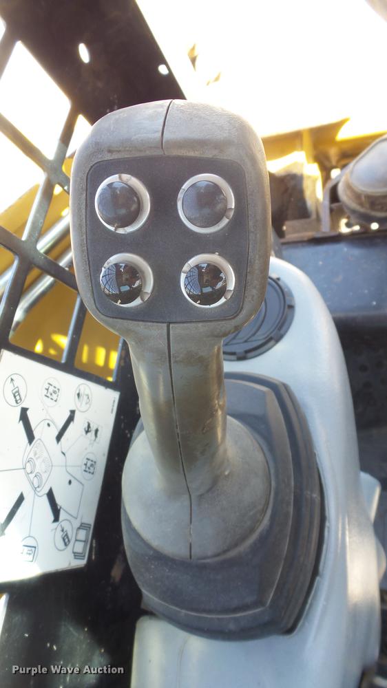 image for item DE7228 2005 Caterpillar 262B skid steer