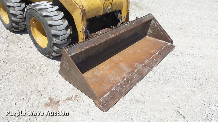 image for item DE7228 2005 Caterpillar 262B skid steer