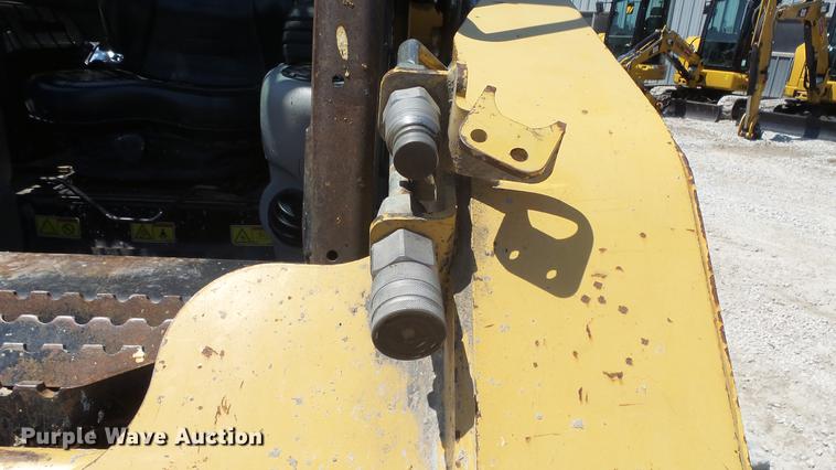 image for item DE7228 2005 Caterpillar 262B skid steer