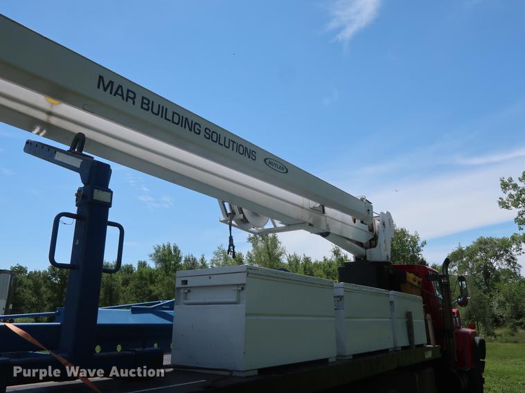 image for item DF2316 1985 Ford 8000 crane truck