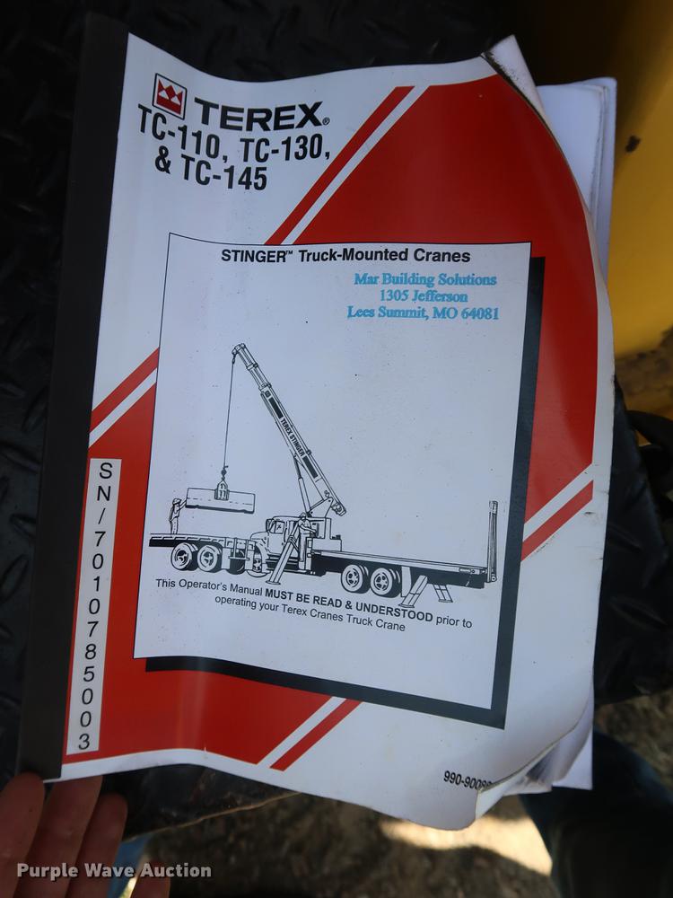 image for item DF2316 1985 Ford 8000 crane truck