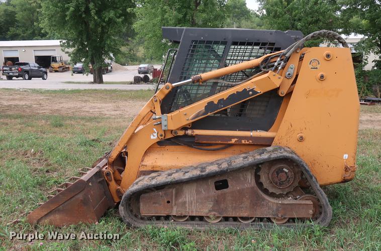 image for item DF2318 2006 Case 450CT skid steer