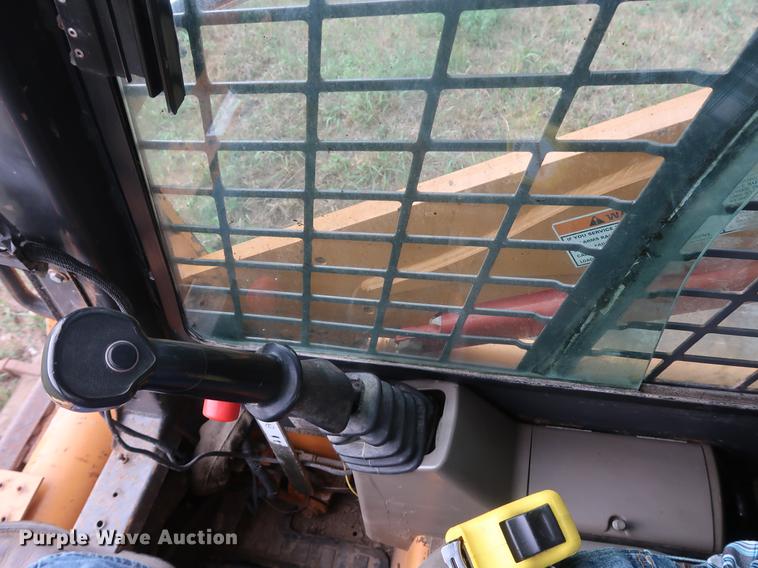 image for item DF2318 2006 Case 450CT skid steer