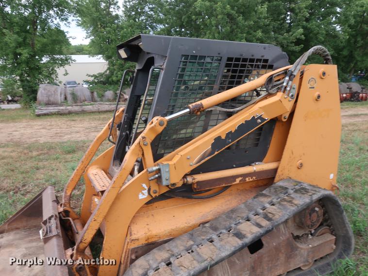image for item DF2318 2006 Case 450CT skid steer