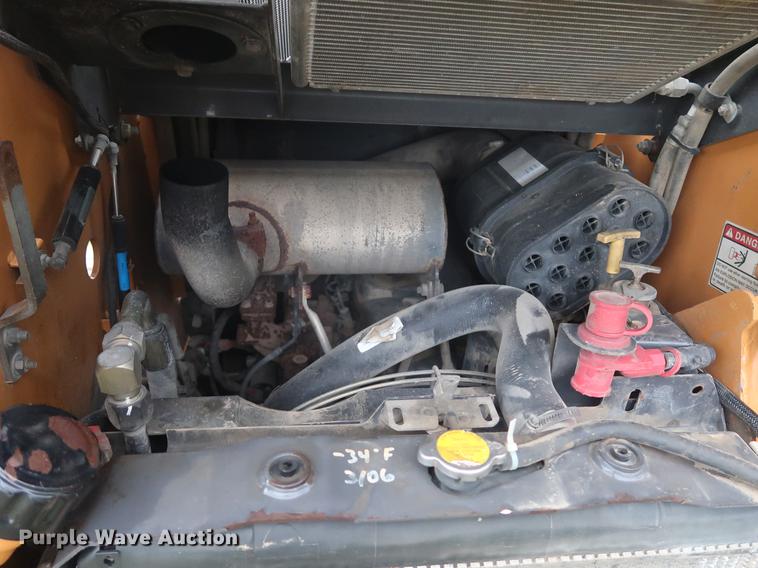 image for item DF2318 2006 Case 450CT skid steer