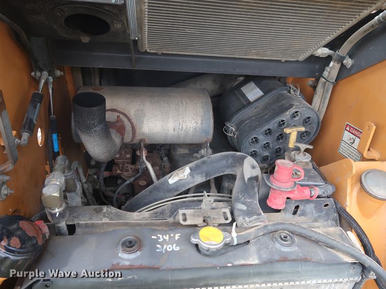 image for item DF2318 2006 Case 450CT skid steer