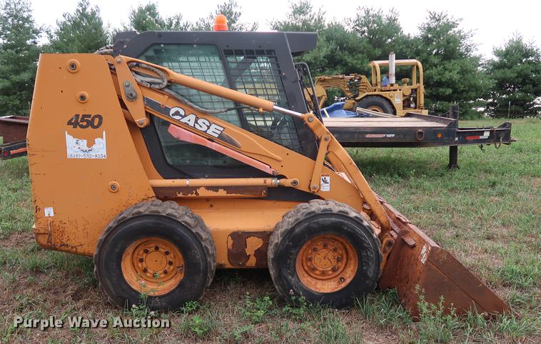 image for item DF2319 2006 Case 450 skid steer