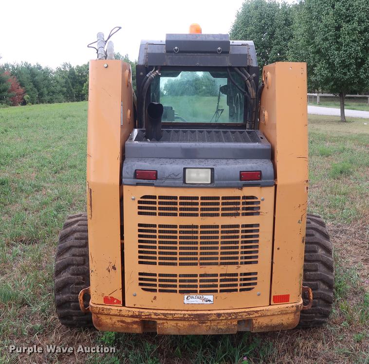 image for item DF2319 2006 Case 450 skid steer