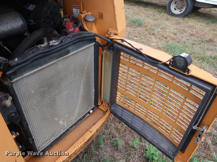 image for item DF2319 2006 Case 450 skid steer