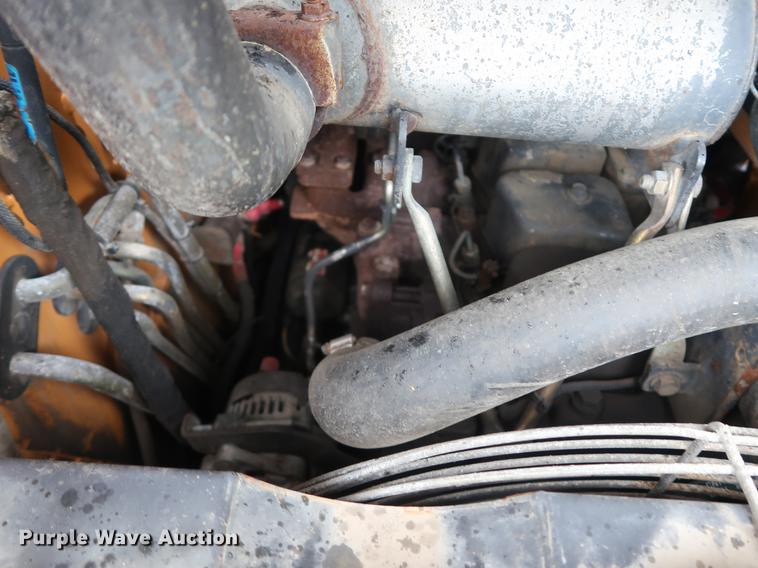 image for item DF2319 2006 Case 450 skid steer