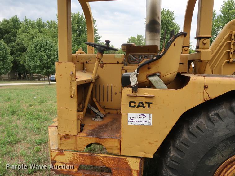 image for item DF2322 1972 Caterpillar 613 elevating scraper