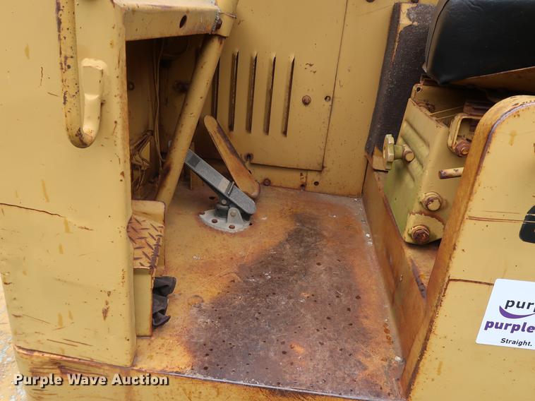 image for item DF2322 1972 Caterpillar 613 elevating scraper