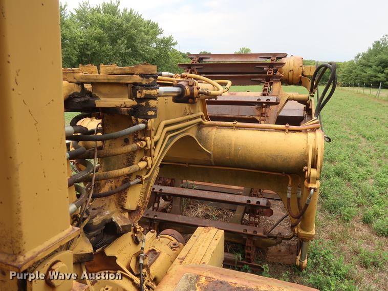 image for item DF2322 1972 Caterpillar 613 elevating scraper