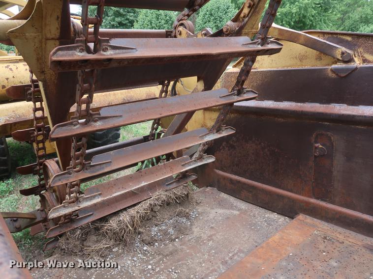 image for item DF2322 1972 Caterpillar 613 elevating scraper