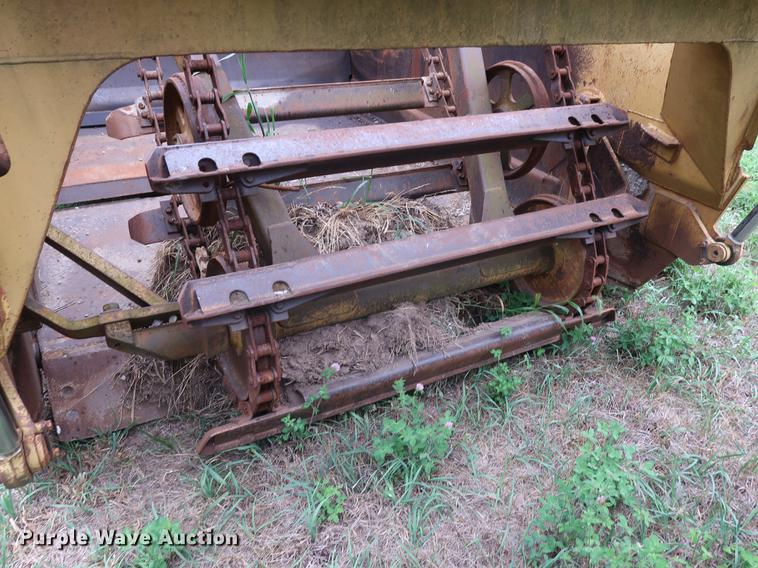 image for item DF2322 1972 Caterpillar 613 elevating scraper