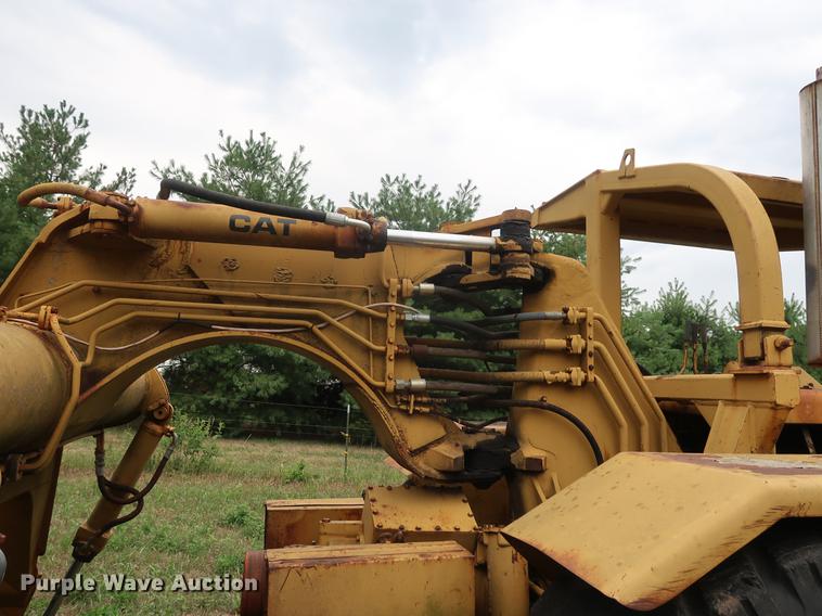 image for item DF2322 1972 Caterpillar 613 elevating scraper