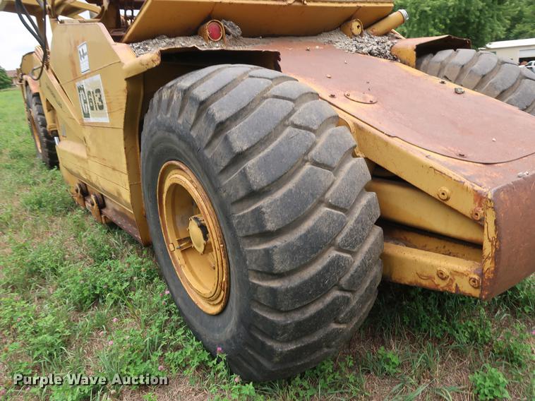 image for item DF2322 1972 Caterpillar 613 elevating scraper