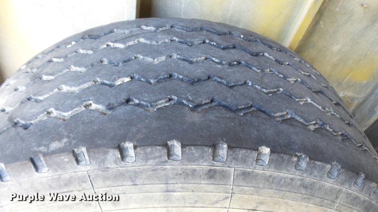 image for item DF3271 (8) tires and wheels