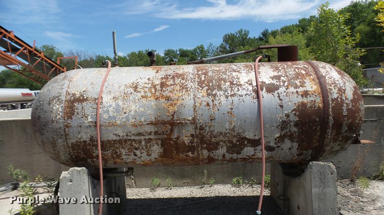 image for item DF3272 1979 Ross Rustler ready mix plant