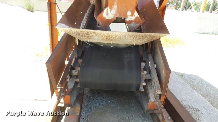 image for item DF3272 1979 Ross Rustler ready mix plant