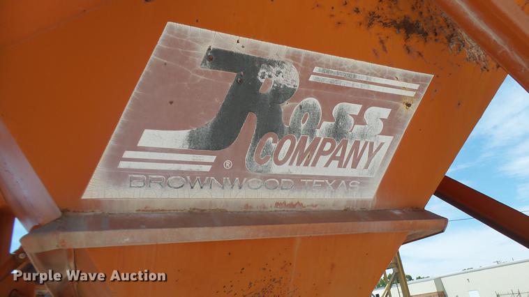 image for item DF3272 1979 Ross Rustler ready mix plant