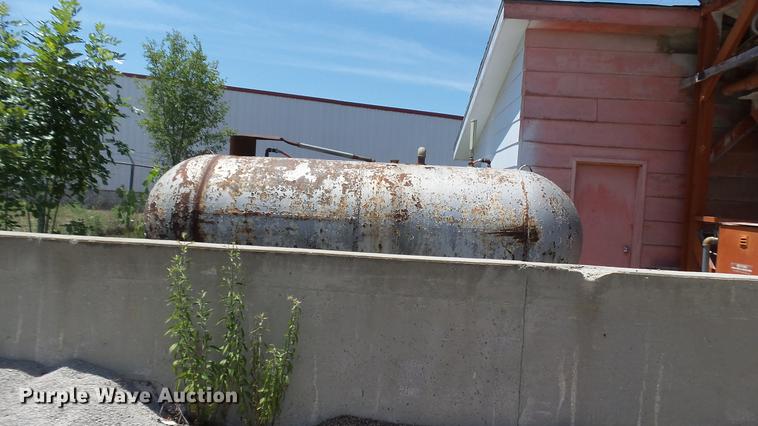 image for item DF3272 1979 Ross Rustler ready mix plant