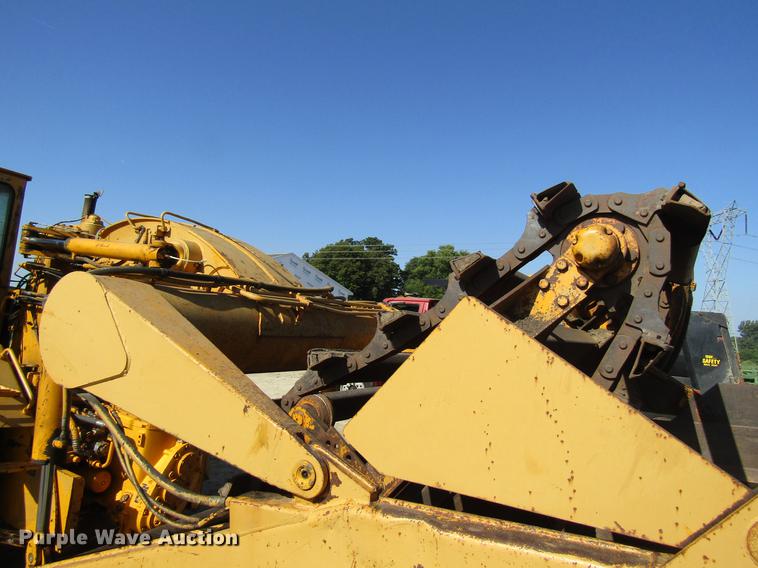 image for item DF3843 1986 John Deere 762A elevating scraper