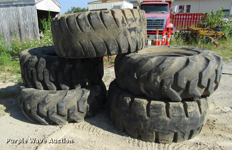 image for item DF3843 1986 John Deere 762A elevating scraper