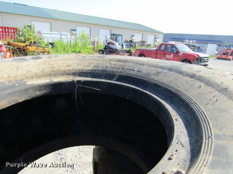 image for item DF3843 1986 John Deere 762A elevating scraper