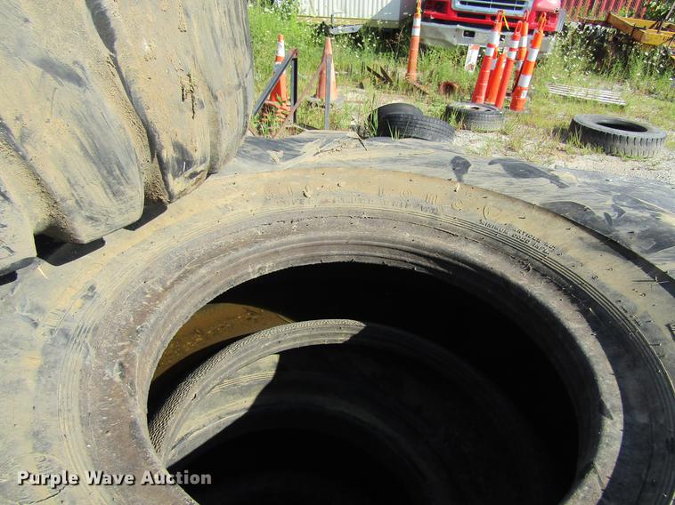 image for item DF3843 1986 John Deere 762A elevating scraper