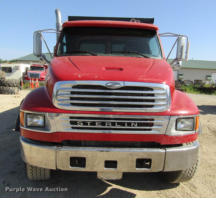 image for item DF3844 2001 Sterling Acterra M8500 dump truck