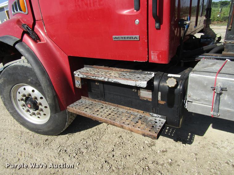image for item DF3844 2001 Sterling Acterra M8500 dump truck
