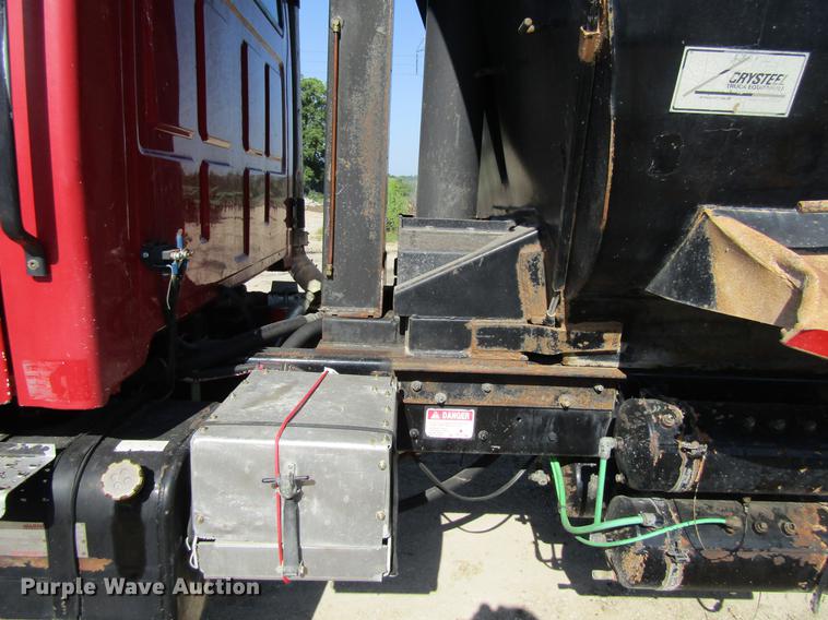 image for item DF3844 2001 Sterling Acterra M8500 dump truck