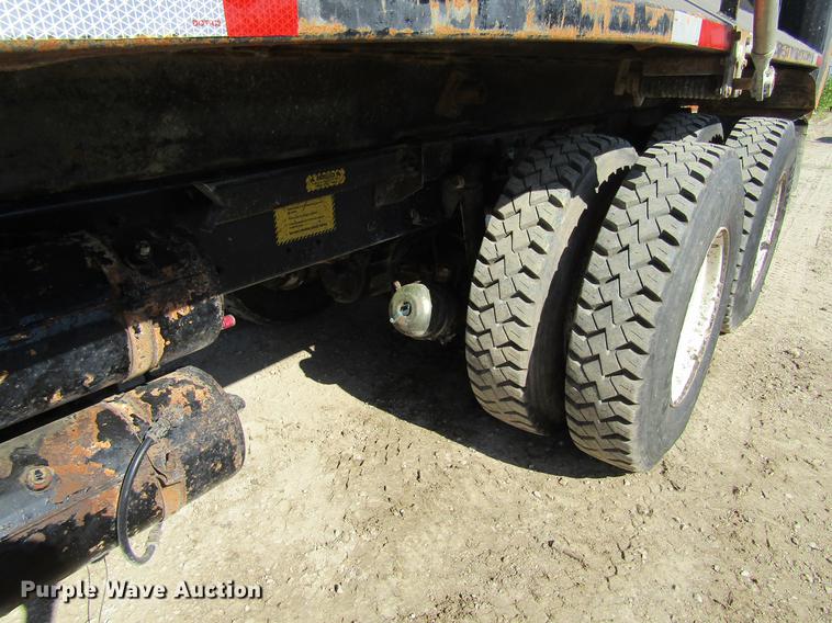 image for item DF3844 2001 Sterling Acterra M8500 dump truck