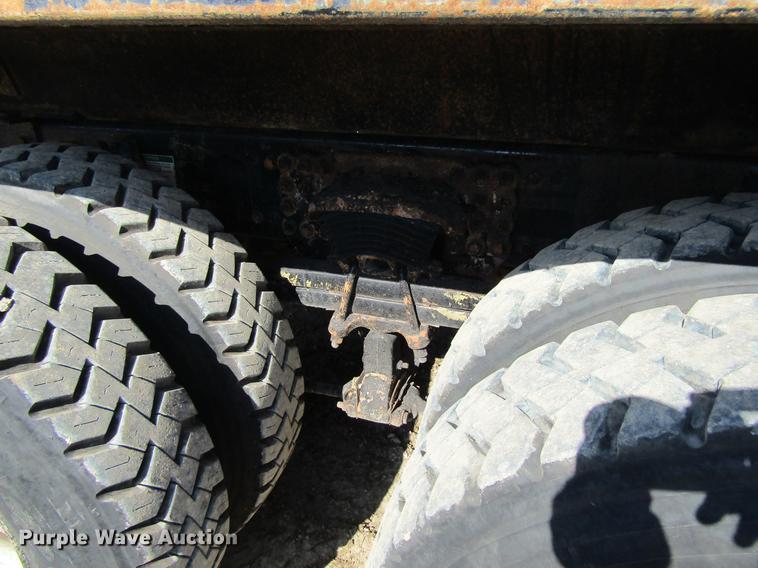 image for item DF3844 2001 Sterling Acterra M8500 dump truck