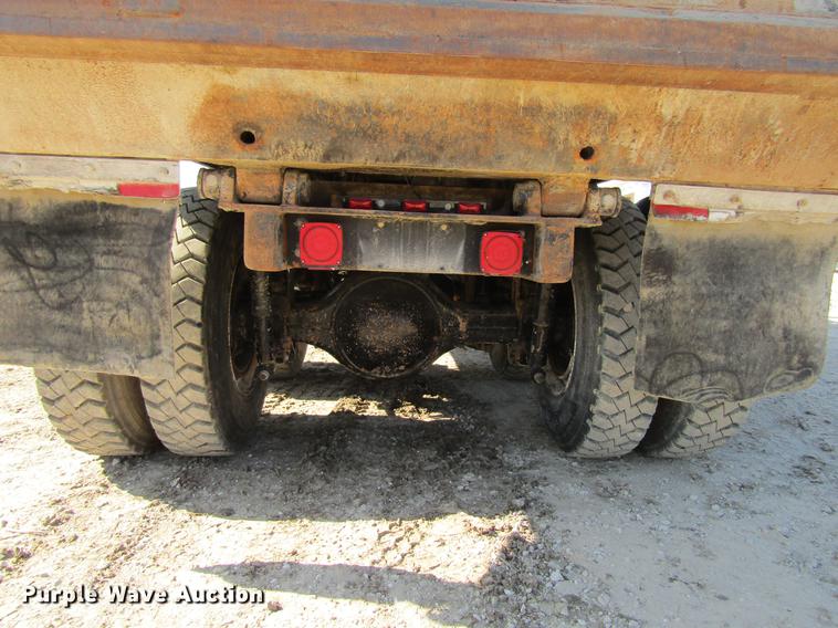 image for item DF3844 2001 Sterling Acterra M8500 dump truck