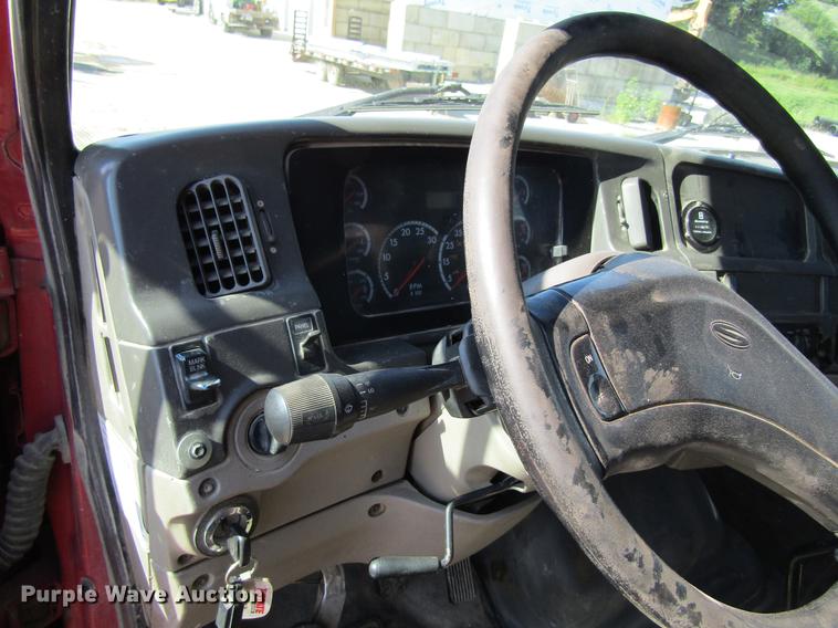 image for item DF3844 2001 Sterling Acterra M8500 dump truck