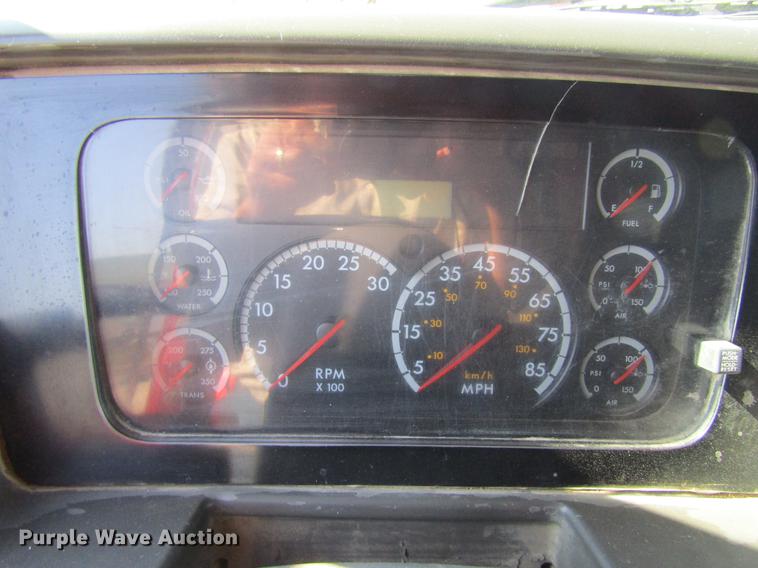 image for item DF3844 2001 Sterling Acterra M8500 dump truck