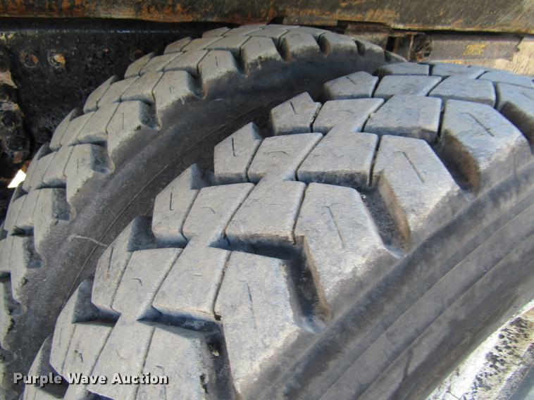 image for item DF3844 2001 Sterling Acterra M8500 dump truck