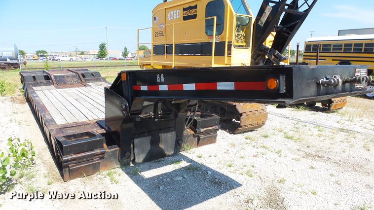 image for item DF4302 1986 Trail King 1500-3960 low boy equipment trailer